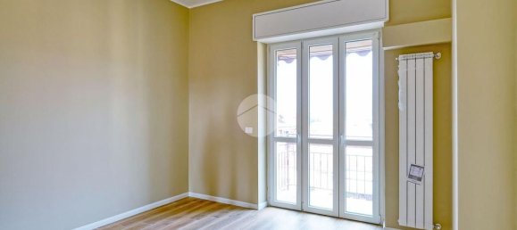 Apartamento de 3 dormitorios en Busto Arsizio, Italy No. 363473 11