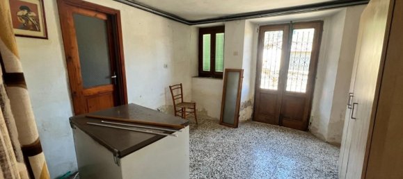 6 rooms House in Bagni di Lucca, Italy No. 293098 3