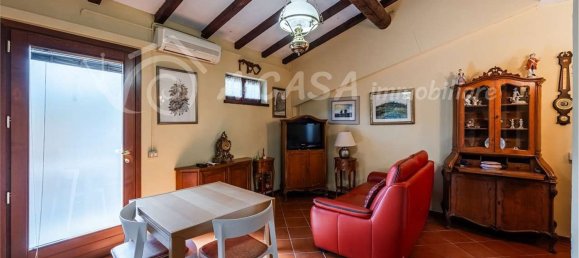 5 bedrooms Apartment in Felino, Italy No. 379073 6