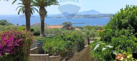 2 bedrooms Apartment in Pozzuoli, Italy No. 55867 6