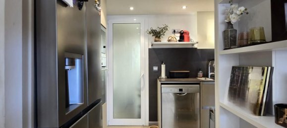 4 bedrooms Penthouse in Premia De Mar, Spain No. 209495 28