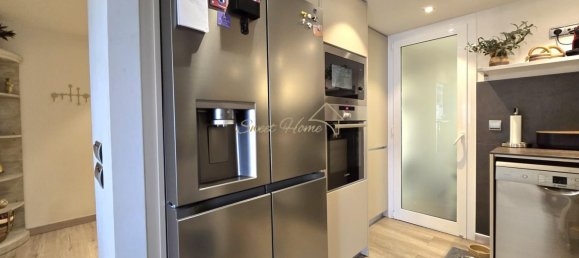 4 bedrooms Penthouse in Premia De Mar, Spain No. 209495 37