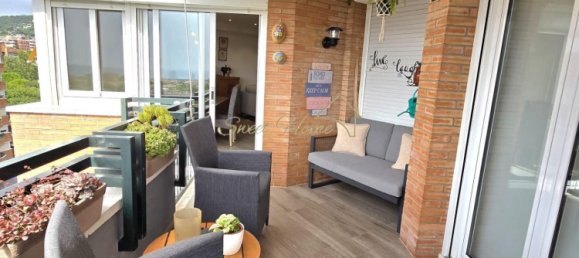 4 bedrooms Penthouse in Premia De Mar, Spain No. 209495 19