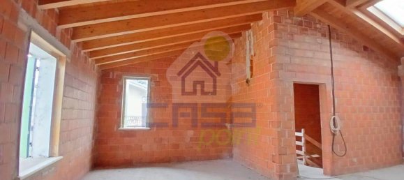 3 bedrooms House in San Martino dall'Argine, Italy No. 122851 2