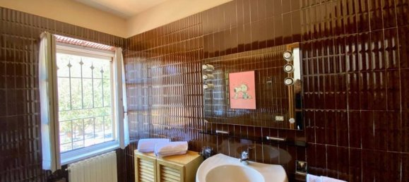 4 bedrooms Villa in Pesaro, Italy No. 102718 9