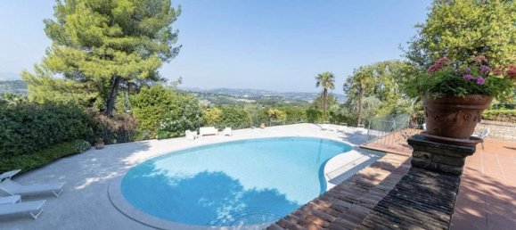 4 bedrooms Villa in Pesaro, Italy No. 102718 30