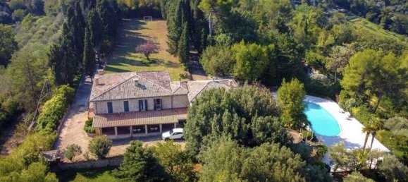 4 bedrooms Villa in Pesaro, Italy No. 102718 22