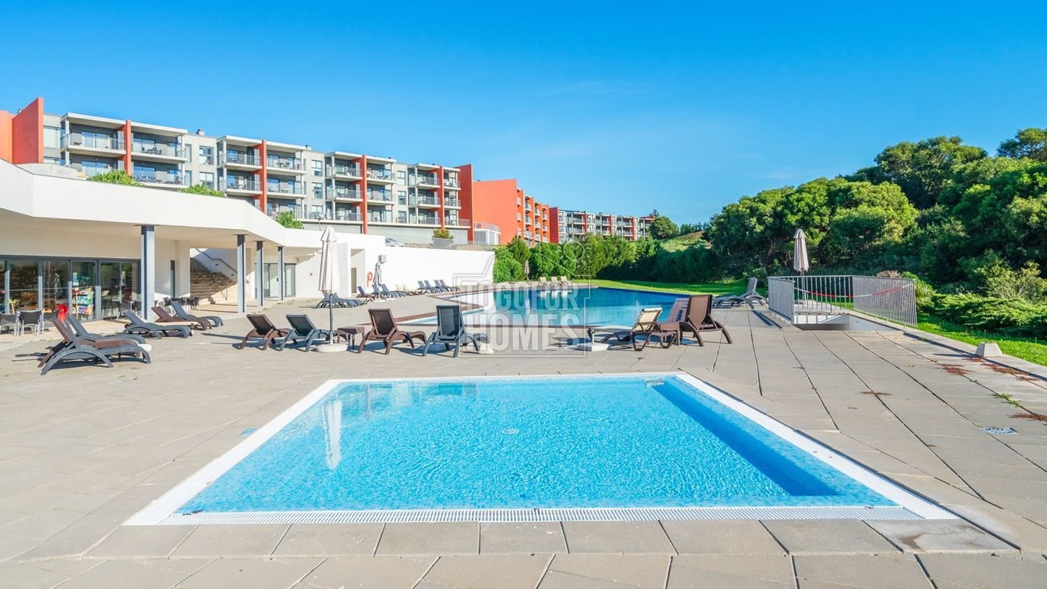 3 bedrooms Apartment in Mexilhoeira Grande, Portugal No. 191809