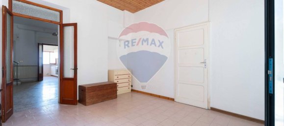 2 Schlafzimmer Haus in Recanati, Italy, Nr. 319845 2