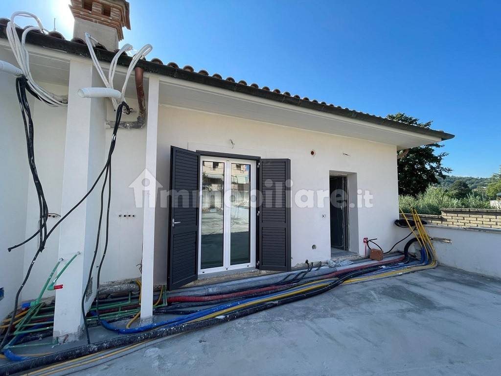 2 chambres Appartement à Manziana, Italy No. 106571