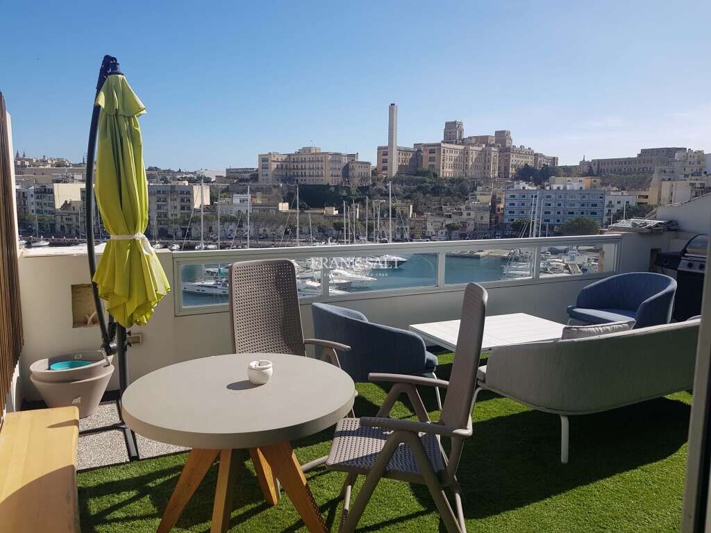 2 Schlafzimmer Penthouse in Ta' Xbiex, Malta, Nr. 6883