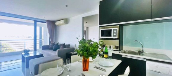 2 bedrooms Condo in Si Racha, Thailand No. 15464 6