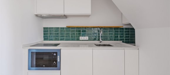 250m² Building in Lisbon, Portugal No. 117053 5