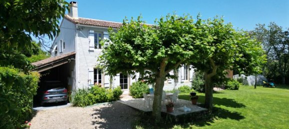 8 bedrooms House in Langon, France No. 339228 2