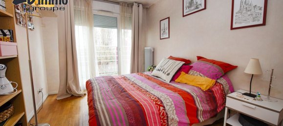 3 bedrooms Apartment in Vitry-sur-Seine, France No. 114295 7