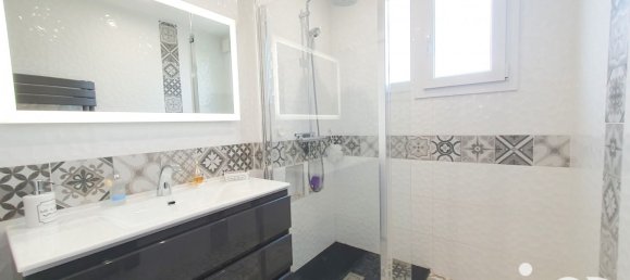 3 غرف نوم منزل في La Riviere-de-Corps, France رقم 76479 7