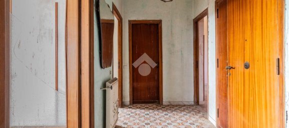 5 rooms Apartment in Bassano Romano, Italy No. 38060 11