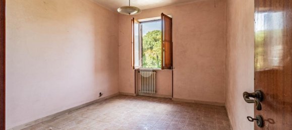 5 rooms Apartment in Bassano Romano, Italy No. 38060 13