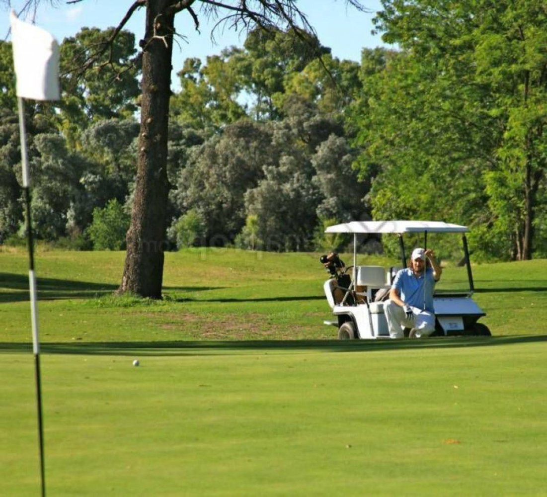 Земельный участок в Пилар, Аргентина № 31339