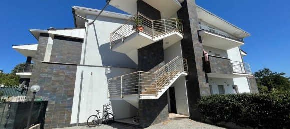 1 bedroom Apartment in Civitella San Paolo, Italy No. 73653 2