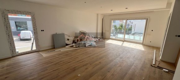 4 bedrooms House in Corroios, Portugal No. 117811 31