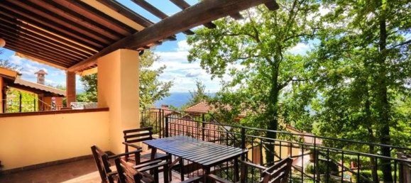 3 rooms House in Monteverdi Marittimo, Italy No. 174743 5