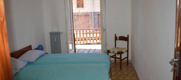 3 rooms Apartment in Roburent, Italy No. 87375 9