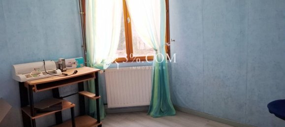 3 bedrooms House in Oisemont, France No. 363584 7