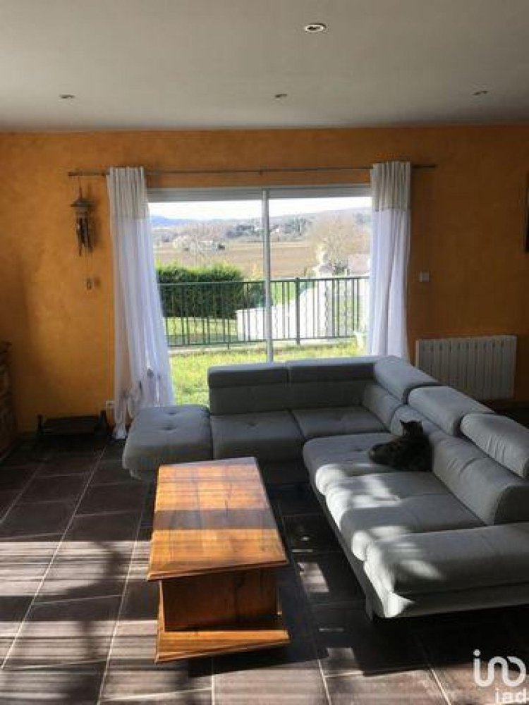 3 Schlafzimmer Haus in Mane, France, Nr. 24095