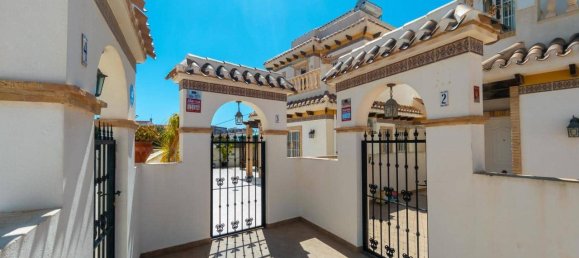 3 bedrooms House in Torrevieja, Spain No. 188321 18