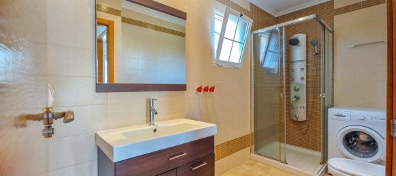 3 bedrooms House in Torrevieja, Spain No. 188321 3