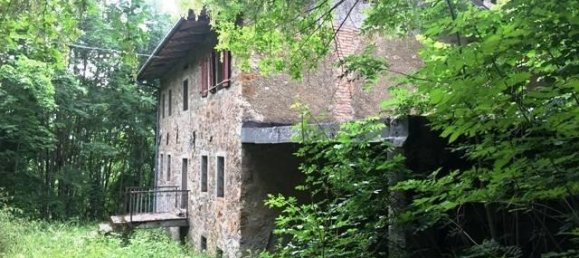 Grundstück in Pievepelago, Italy 10745m², Nr. 122508 3