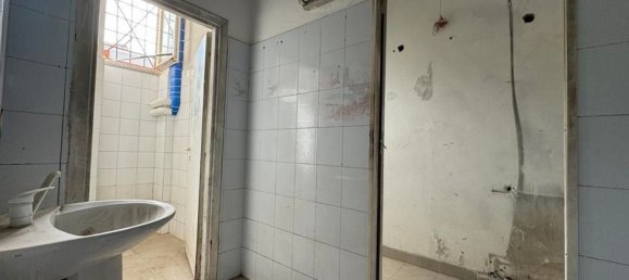 140m² Commercial property in Rome, Italy No. 50162 11