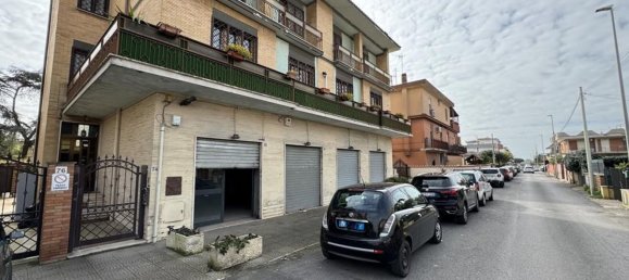 140m² Commercial property in Rome, Italy No. 50162 9