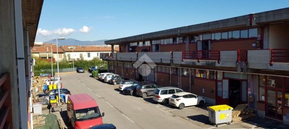 185m² Warehouse in Scandicci, Italy No. 229816 5