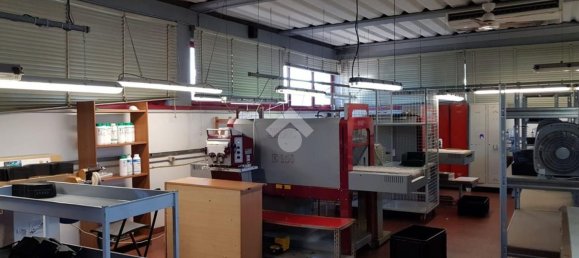 185m² Warehouse in Scandicci, Italy No. 229816 10