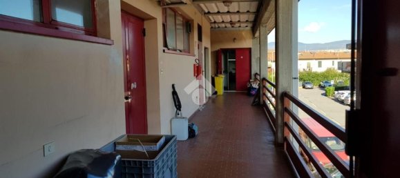 185m² Warehouse in Scandicci, Italy No. 229816 29