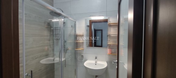 3 Schlafzimmer Maisonette-Wohnung in Saint Paul's Bay, Malta, Nr. 7940 16