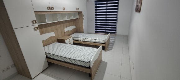 3 Schlafzimmer Maisonette-Wohnung in Saint Paul's Bay, Malta, Nr. 7940 17