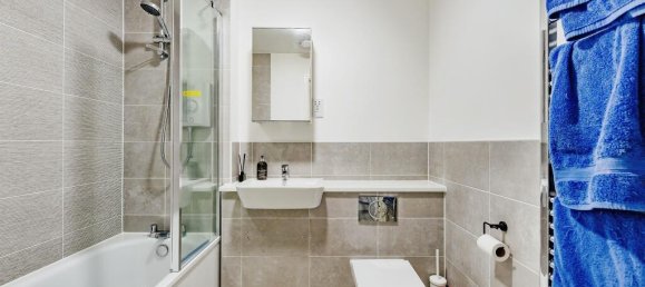 2 bedrooms Apartment in Crawley, United Kingdom No. 6285 16