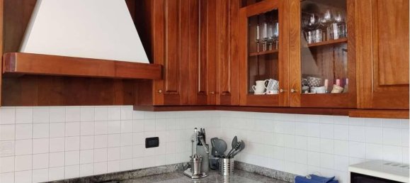 3 rooms Apartment in Giavera del Montello, Italy No. 101887 8