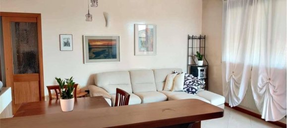 3 rooms Apartment in Giavera del Montello, Italy No. 101887 31