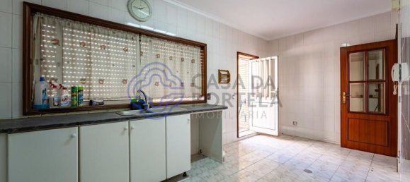 3 chambres Maison à Vila Nova de Gaia, Portugal No. 55829 9