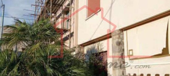 3 bedrooms Villa in Tombolo, Italy No. 320651 3