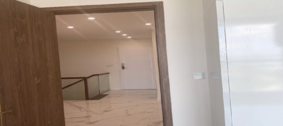 3 bedrooms Apartment in Bac Tu Liem, Vietnam No. 9738 4