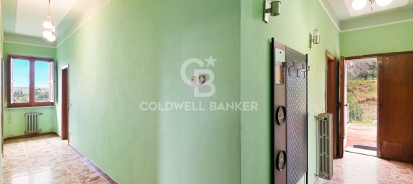 6 bedrooms Villa in Volterra, Italy No. 69449 15