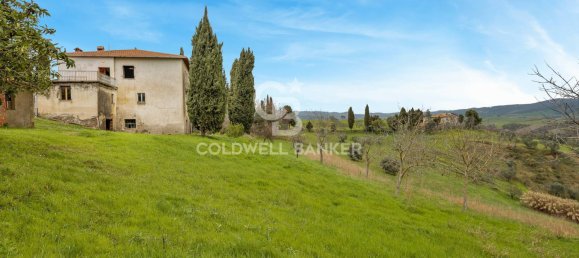 6 bedrooms Villa in Volterra, Italy No. 69449 25