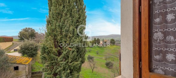 6 bedrooms Villa in Volterra, Italy No. 69449 11