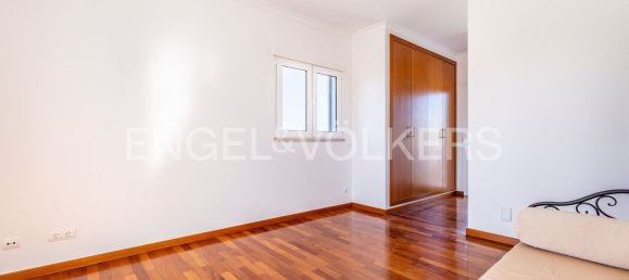 4 bedrooms House in Portimao, Portugal No. 136055 5