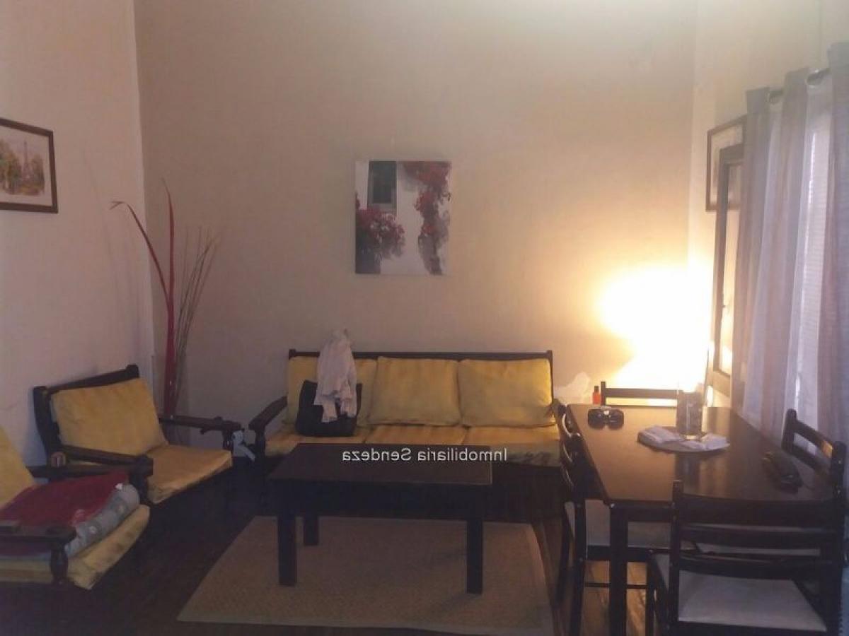 3 bedrooms Apartment in Montevideo, Uruguay No. 6904